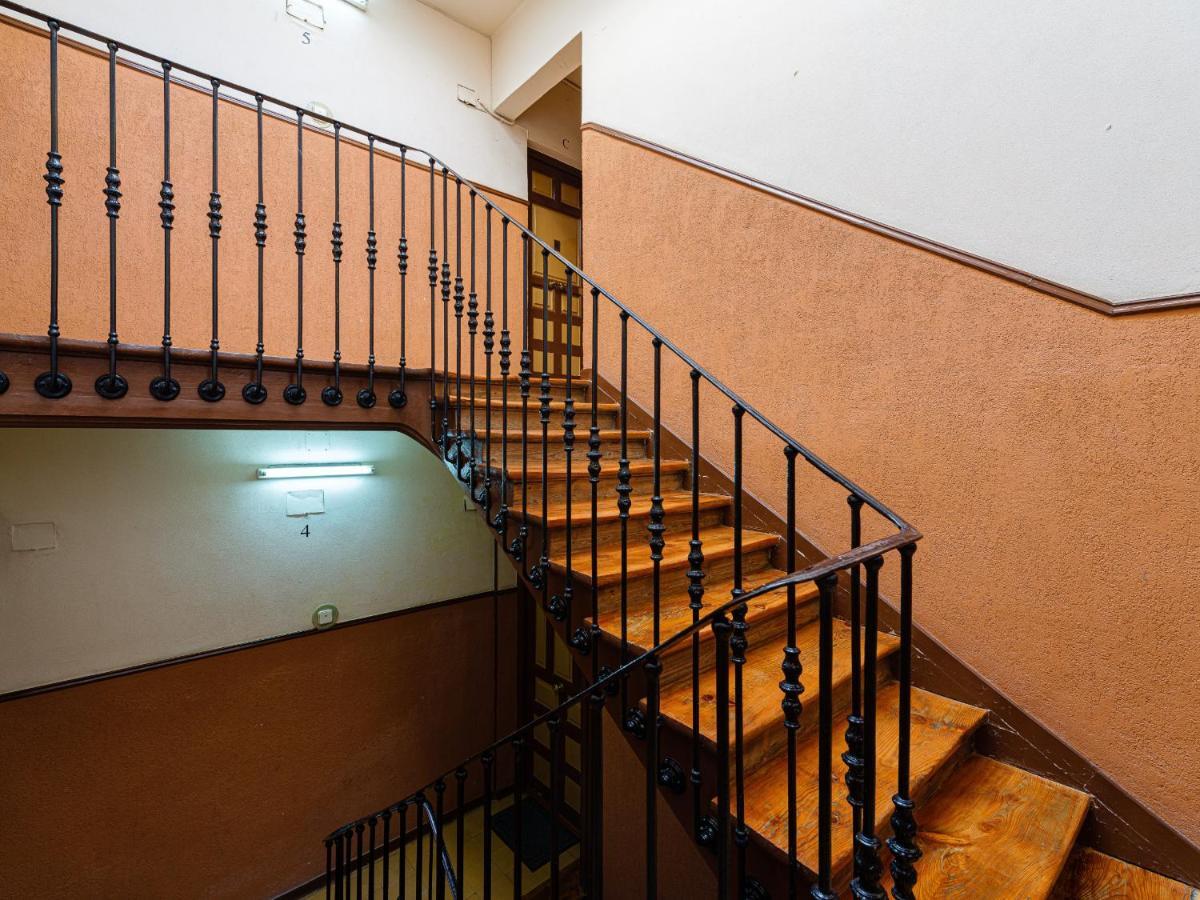 My City Home Apartamento Reina Sofia Мадрид Екстериор снимка